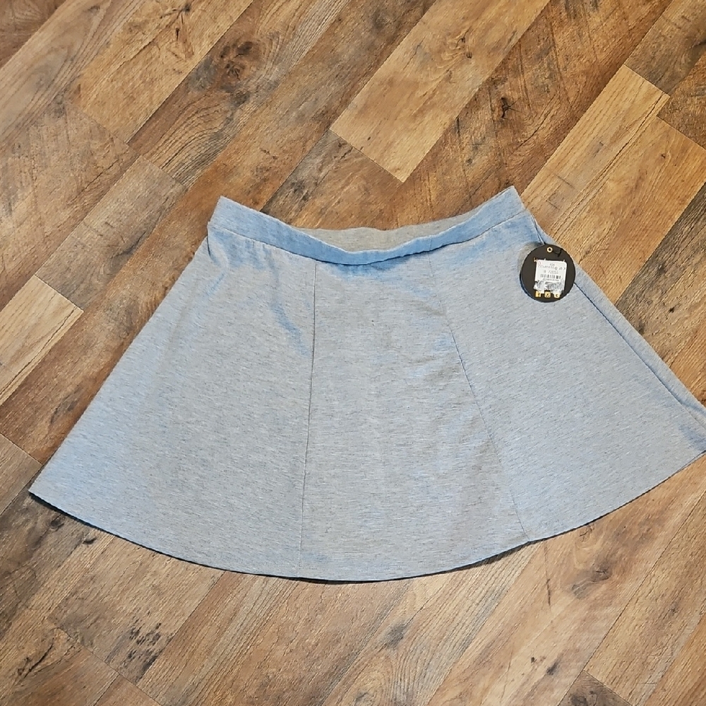 👗JOLIE & JOY SKATER SKIRT